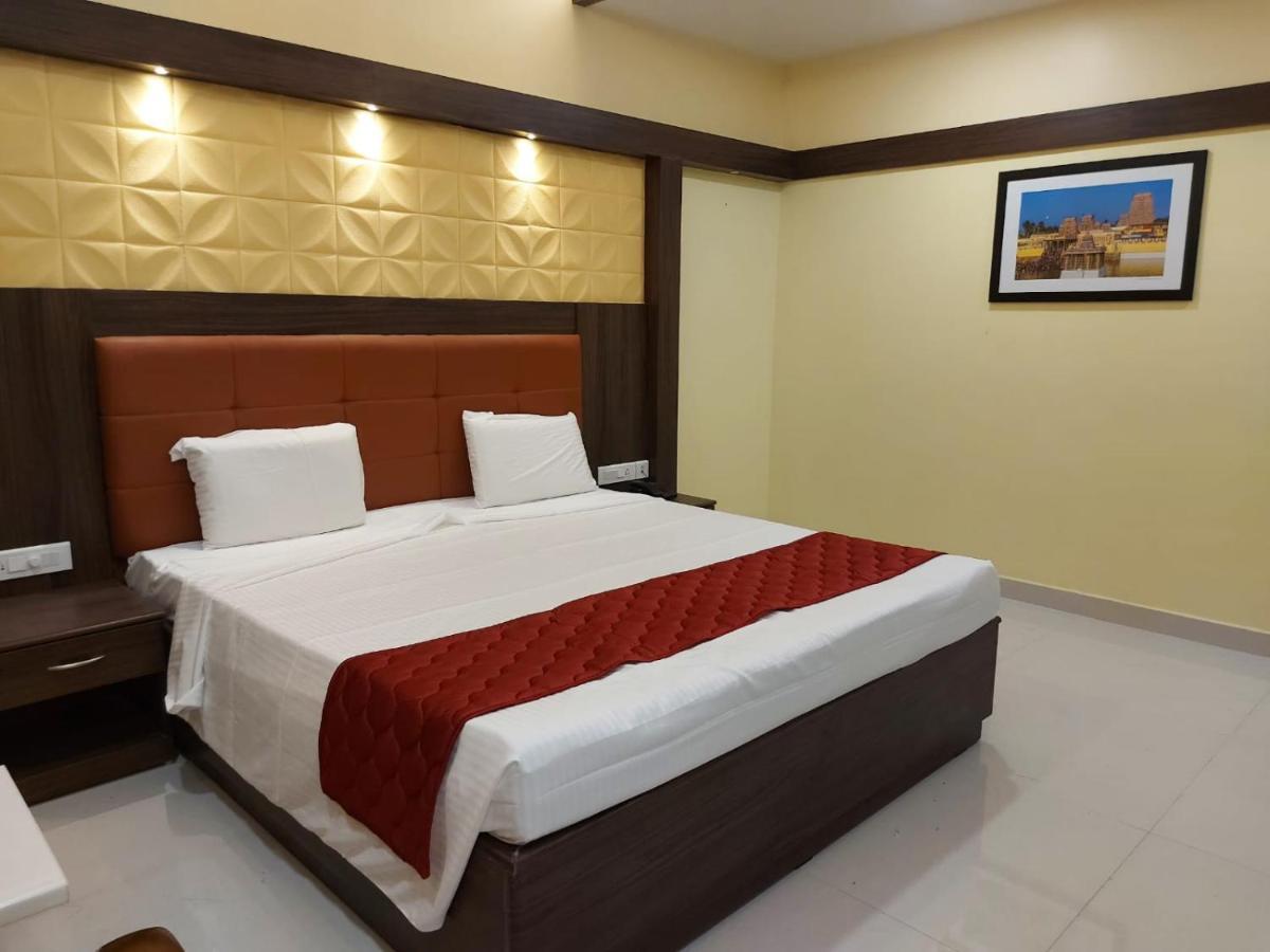 Sri Balaji Grand Hotel Kumbakonam Eksteriør bilde