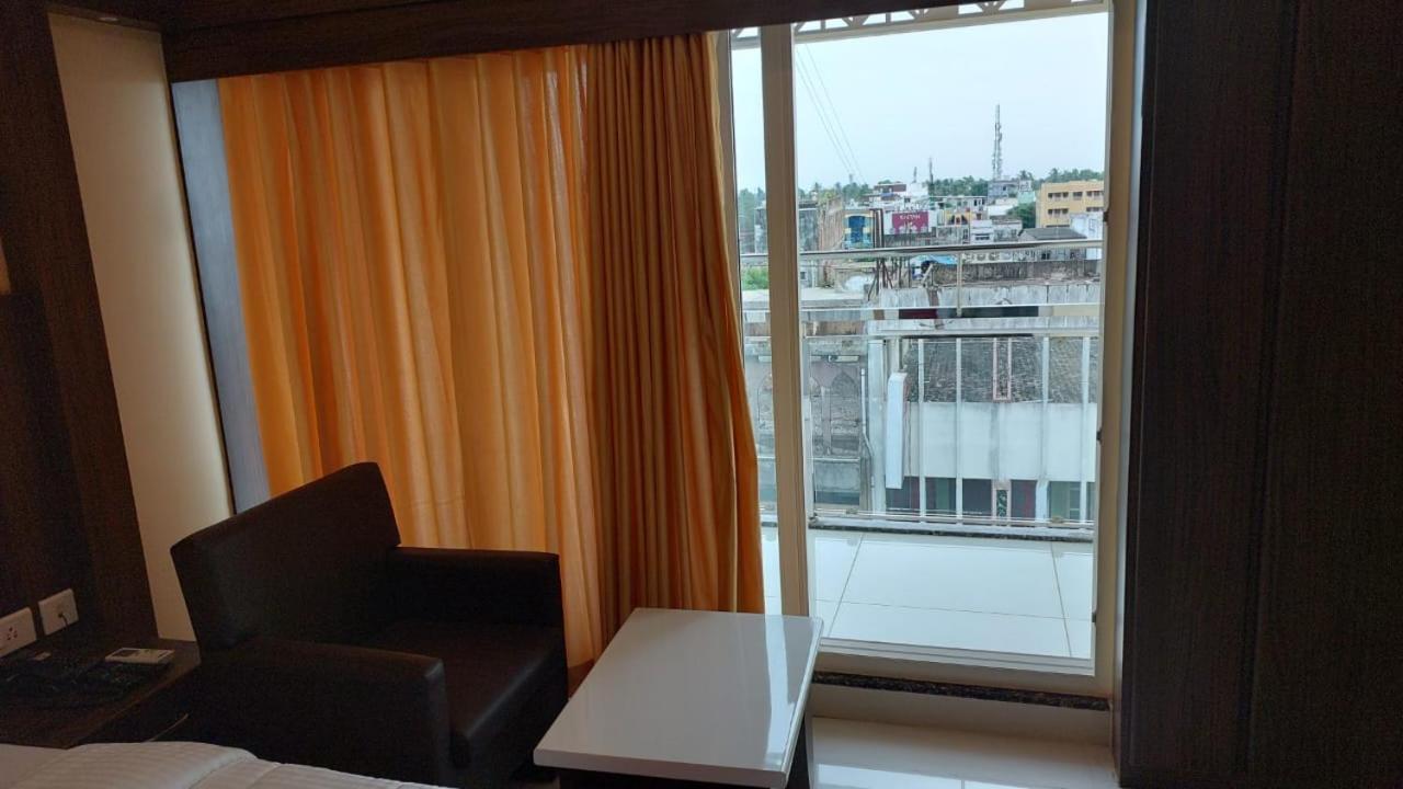 Sri Balaji Grand Hotel Kumbakonam Eksteriør bilde